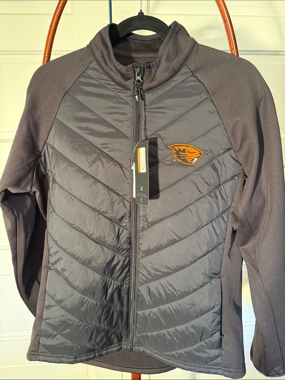 Oregon State Beavers Altitude Jacket NWT Women’s M Quilted Full Zip Antigua